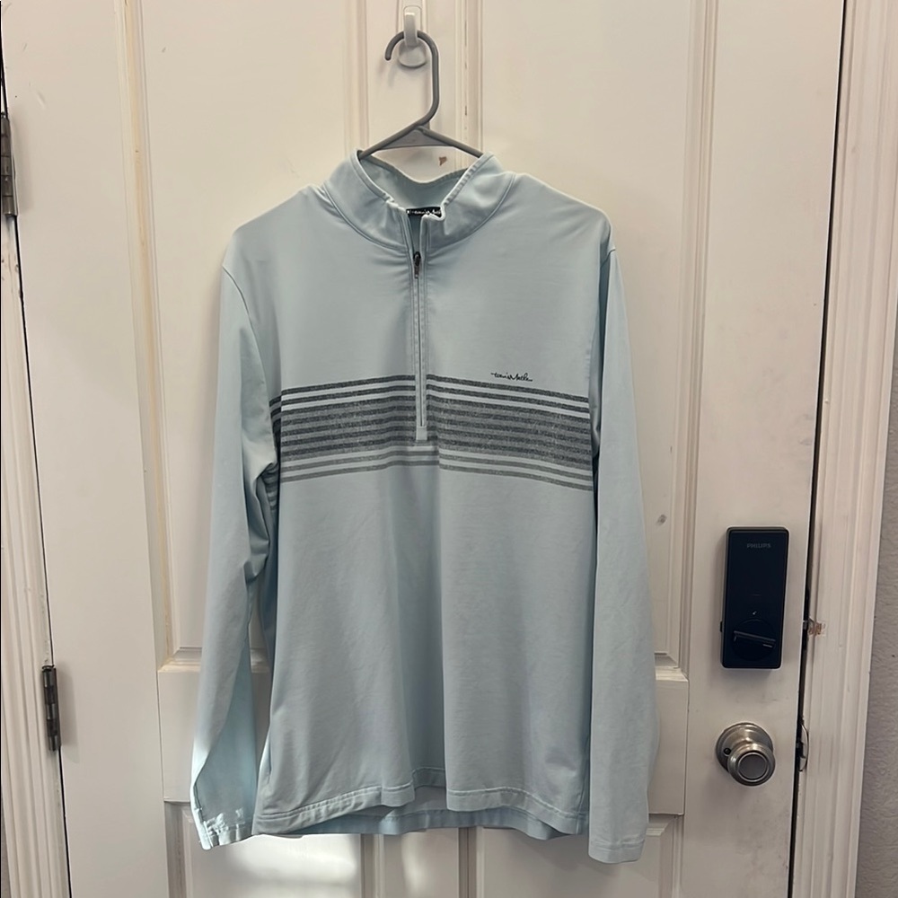 EUC Travis Mathew quarter zip